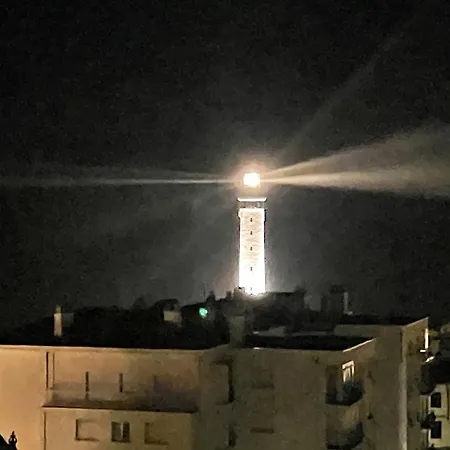 3p With Pool & Sea View شقة