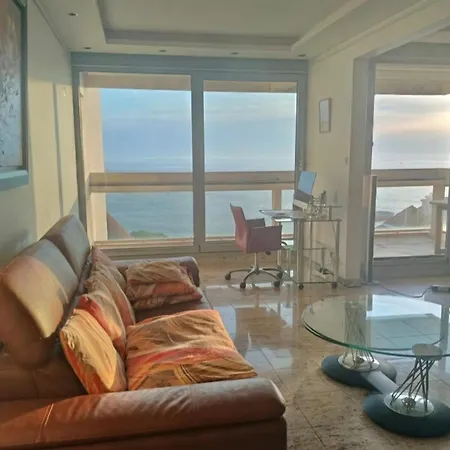 3p With Pool & Sea View * بياريتز