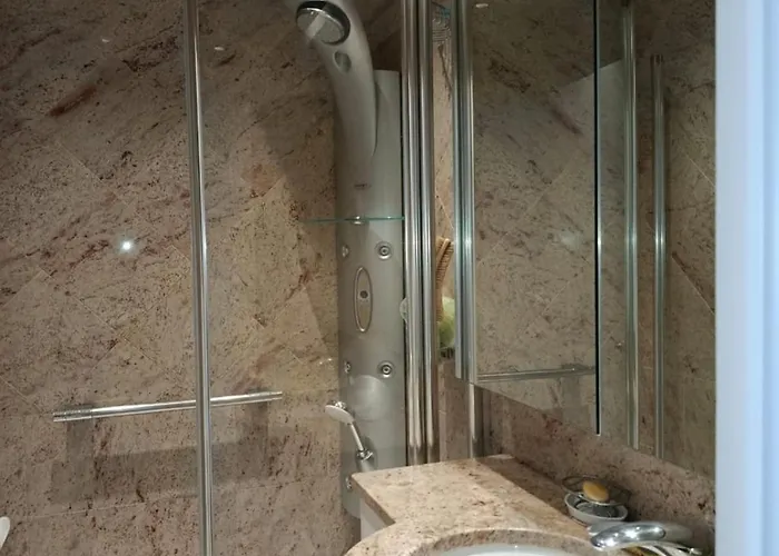 3p With Pool & Sea View * بياريتز